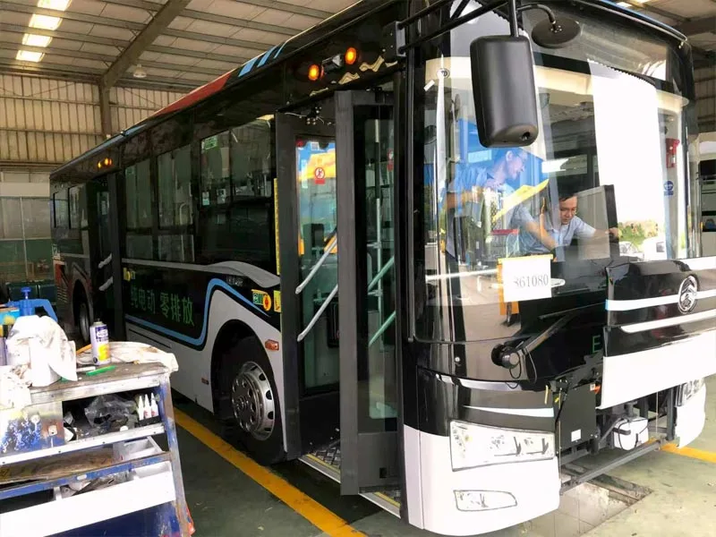 Válvula de drenaje del tanque de aire para autobuses de larga distancia